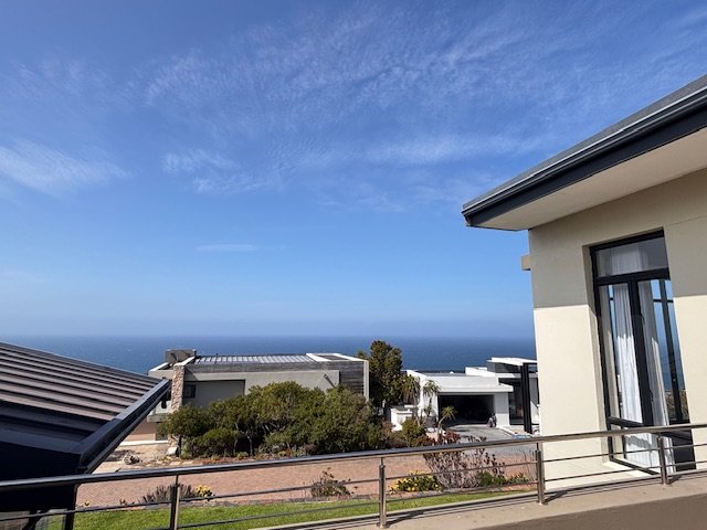 4 Bedroom Property for Sale in Oubaai Western Cape